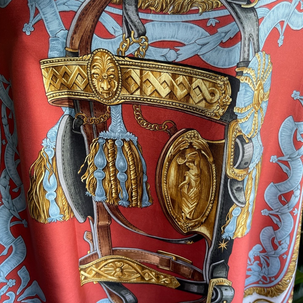 Authentic Hermès Bride De Cour Silk Scarf - Picture 2 of 16